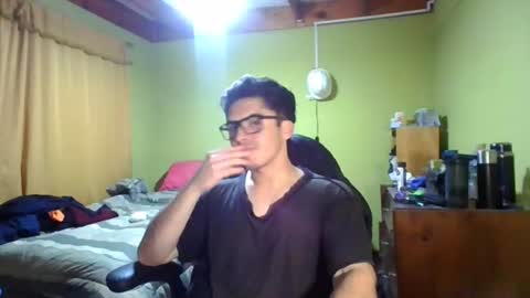 rpaulo25 online show from 06-11-26, 04:43