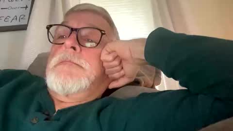 Snapshot of rs006 chatting on 11-12-25, 03:12 rs006 online show from 11-12-25, 03:12