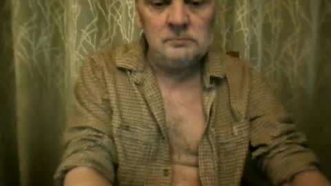 Snapshot of rsl1963 chatting on 02-17-26, 09:39 rsl1963 online show from 02-17-26, 09:39