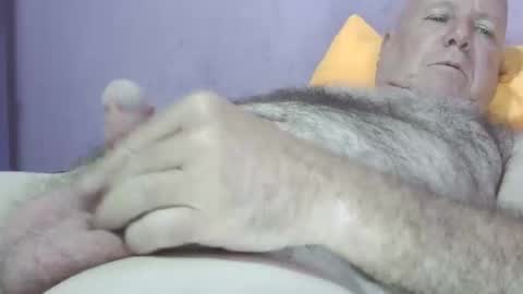 rubbing online show from 06-01-26, 08:54