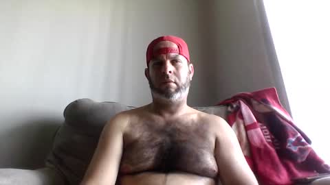 Snapshot of rubbingoneout714 chatting on 02-17-25, 06:04 rubbingoneout714 online show from 02-17-25, 06:04