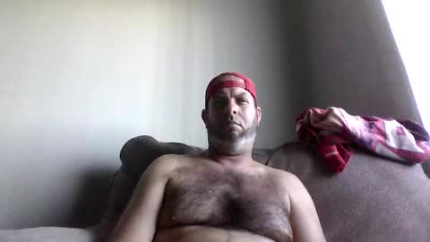 Snapshot of rubbingoneout714 chatting on 02-26-25, 11:37 rubbingoneout714 online show from 02-26-25, 11:37