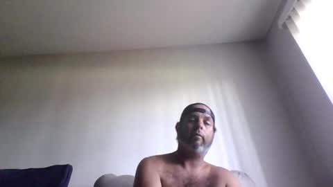 Snapshot of rubbingoneout714 chatting on 09-08-25, 07:24 rubbingoneout714 online show from 09-08-25, 07:24