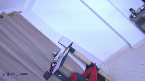 rubi rouss  instagran and X or tw  FAV VIBES11  9 33  101 moan and explode my balls online show from 04-01-26, 01:41