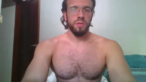 Snapshot of rubio121 chatting on 02-18-26, 01:18 rubio121 online show from 02-18-26, 01:18