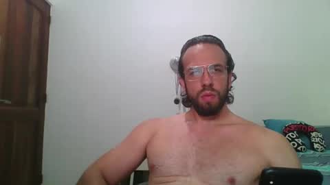 Snapshot of rubio121 chatting on 03-19-26, 02:21 rubio121 online show from 03-19-26, 02:21