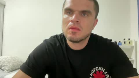 Snapshot of rubiomen1985 chatting on 07-04-26, 04:07 Alejo online show from 07-04-26, 04:07