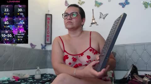 Snapshot of ruby_brown_ chatting on 11-23-25, 10:04 Ruby online show from 11-23-25, 10:04