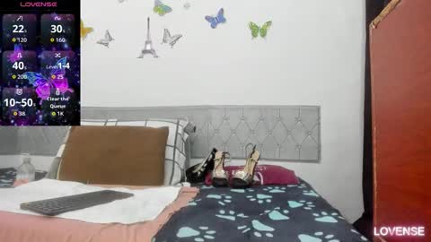 Snapshot of ruby_brown_ chatting on 12-14-25, 12:21 Ruby online show from 12-14-25, 12:21