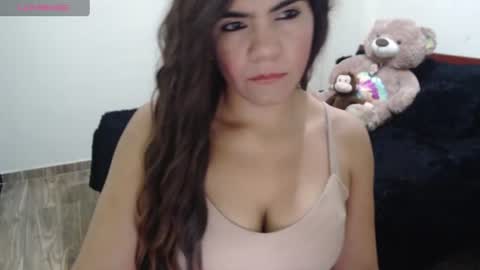 Ruby    Independent model help me reach 50 thumbs up online show from 07-24-26, 03:43