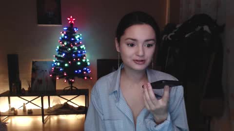 Snapshot of rubycute_ chatting on 12-27-24, 01:28 Ruby online show from 12-27-24, 01:28