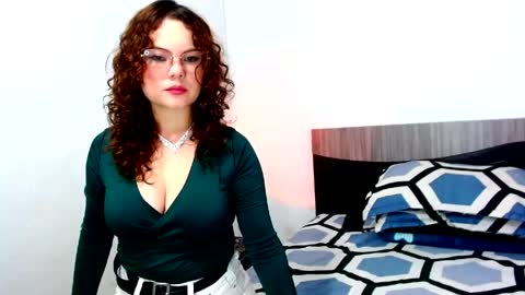 Snapshot of rubyklar chatting on 05-31-26, 09:16 Rubyklar online show from 05-31-26, 09:16
