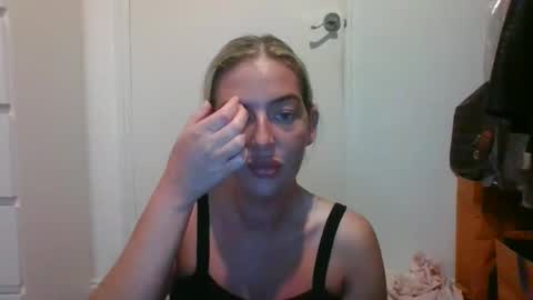 Snapshot of rubyredxxxoxxx chatting on 12-27-24, 03:59 rubyredxxxoxxx online show from 12-27-24, 03:59