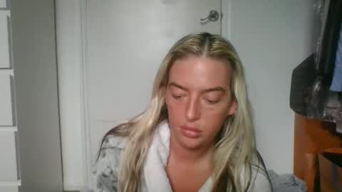 Snapshot of rubyredxxxoxxx chatting on 12-30-24, 08:43 rubyredxxxoxxx online show from 12-30-24, 08:43