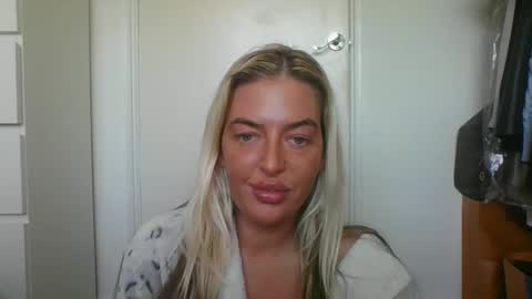 Snapshot of rubyredxxxoxxx chatting on 01-03-25, 10:09 rubyredxxxoxxx online show from 01-03-25, 10:09