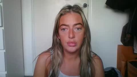 Snapshot of rubyredxxxoxxx chatting on 09-28-25, 06:41 rubyredxxxoxxx online show from 09-28-25, 06:41