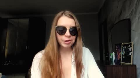 Snapshot of rubyskot chatting on 12-15-25, 11:14 rubyskot online show from 12-15-25, 11:14