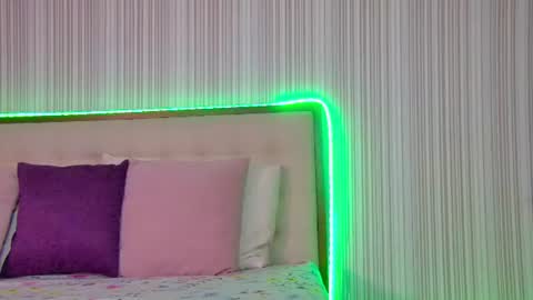 Snapshot of rubyvalen chatting on 07-03-26, 01:12 Ruby online show from 07-03-26, 01:12