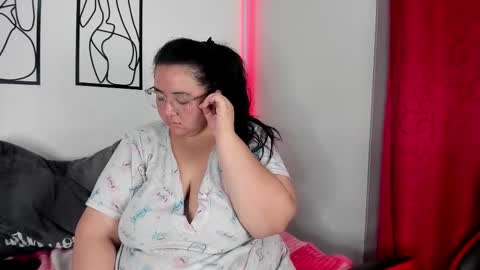 Snapshot of rubyy_24 chatting on 11-17-25, 07:08 I am Ruby online show from 11-17-25, 07:08