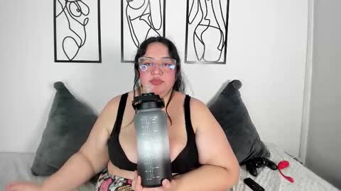 Snapshot of rubyy_24 chatting on 12-15-25, 08:02 I am Ruby online show from 12-15-25, 08:02