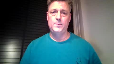 Snapshot of rudeski chatting on 11-26-25, 04:19 rudeski online show from 11-26-25, 04:19