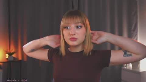 Mila online show from 03-22-26, 05:16