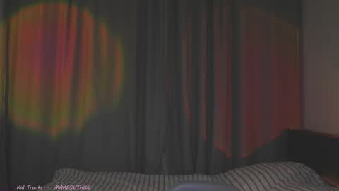 Mila online show from 04-02-26, 04:59