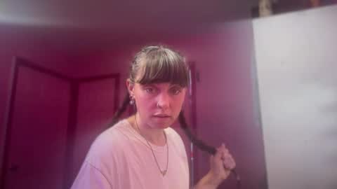 Rue Hallow online show from 10-09-25, 06:39