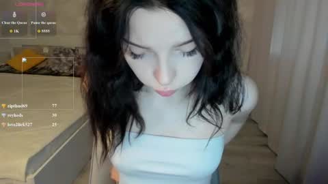 Snapshot of rueliya chatting on 06-11-26, 12:19 Liya online show from 06-11-26, 12:19