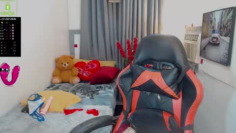 Snapshot of ruesalvartore chatting on 01-09-25, 08:03 its me Sabel online show from 01-09-25, 08:03
