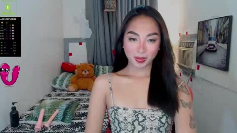 Snapshot of ruesalvartore chatting on 02-17-25, 09:03 its me Sabel online show from 02-17-25, 09:03