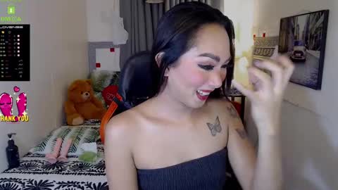 Snapshot of ruesalvartore chatting on 02-25-25, 10:04 its me Sabel online show from 02-25-25, 10:04