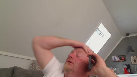 Snapshot of runepetter chatting on 07-16-26, 05:30 bignorwegian online show from 07-16-26, 05:30