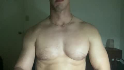 Snapshot of runfasterxo chatting on 12-28-24, 12:13 runfasterxo online show from 12-28-24, 12:13