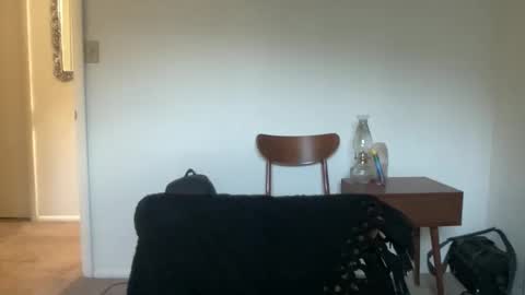 Snapshot of runfasterxo chatting on 11-26-25, 01:56 runfasterxo online show from 11-26-25, 01:56