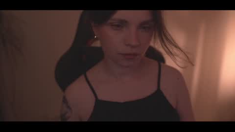 Snapshot of running_with_the_wolves chatting on 06-19-26, 09:51 Elena online show from 06-19-26, 09:51