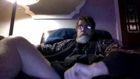 Snapshot of runningaround60 chatting on 12-03-25, 02:41 runningaround60 online show from 12-03-25, 02:41