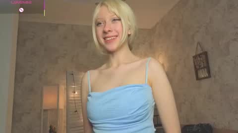 Snapshot of rush_of_feelings chatting on 09-11-25, 07:47 My name is a capital of great britan online show from 09-11-25, 07:47