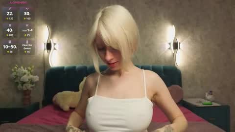 Snapshot of rush_of_feelings chatting on 10-09-25, 07:12 My name is a capital of great britan online show from 10-09-25, 07:12