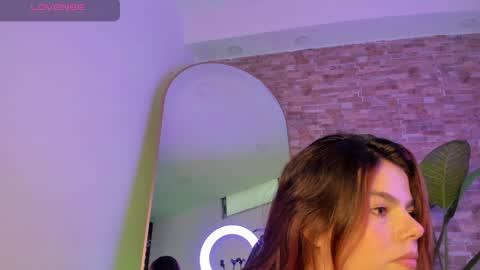 Snapshot of russcurley chatting on 12-02-24, 08:55 Lorenn online show from 12-02-24, 08:55