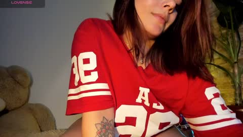 Snapshot of russcurley chatting on 01-02-25, 10:44 Lorenn online show from 01-02-25, 10:44