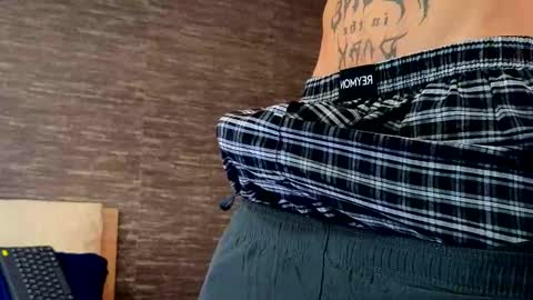  R U S S E L L  online show from 02-26-25, 02:36