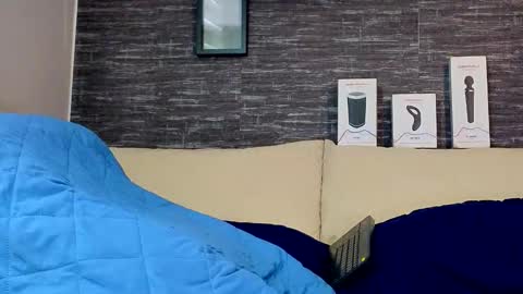  R U S S E L L  online show from 02-26-25, 05:39