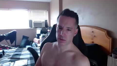 rustic_cuse_777 online show from 04-13-26, 08:03