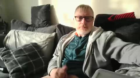 Snapshot of rusty69x chatting on 12-20-24, 11:43 rusty69x online show from 12-20-24, 11:43