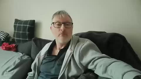 Snapshot of rusty69x chatting on 12-31-24, 09:42 rusty69x online show from 12-31-24, 09:42