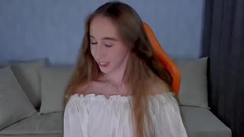 Snapshot of rut___willis chatting on 11-19-25, 11:38 MiR online show from 11-19-25, 11:38