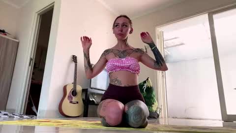 Ayza online show from 03-12-26, 04:51