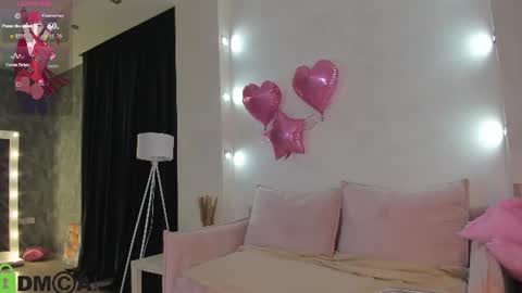 Snapshot of rutholiver chatting on 06-12-26, 01:15 Ruth GMT2 Mon 10 AM - 4 PM Tue 10 AM - 4 PM Thu 3-9 AM Fri 10 AM - 4 PM Sun 10 AM - 4 PM. online show from 06-12-26, 01:15
