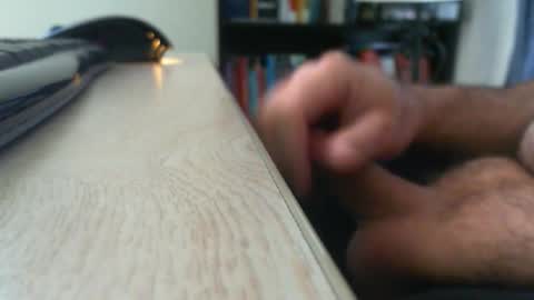 rutmuscle22 online show from 11-18-25, 01:48